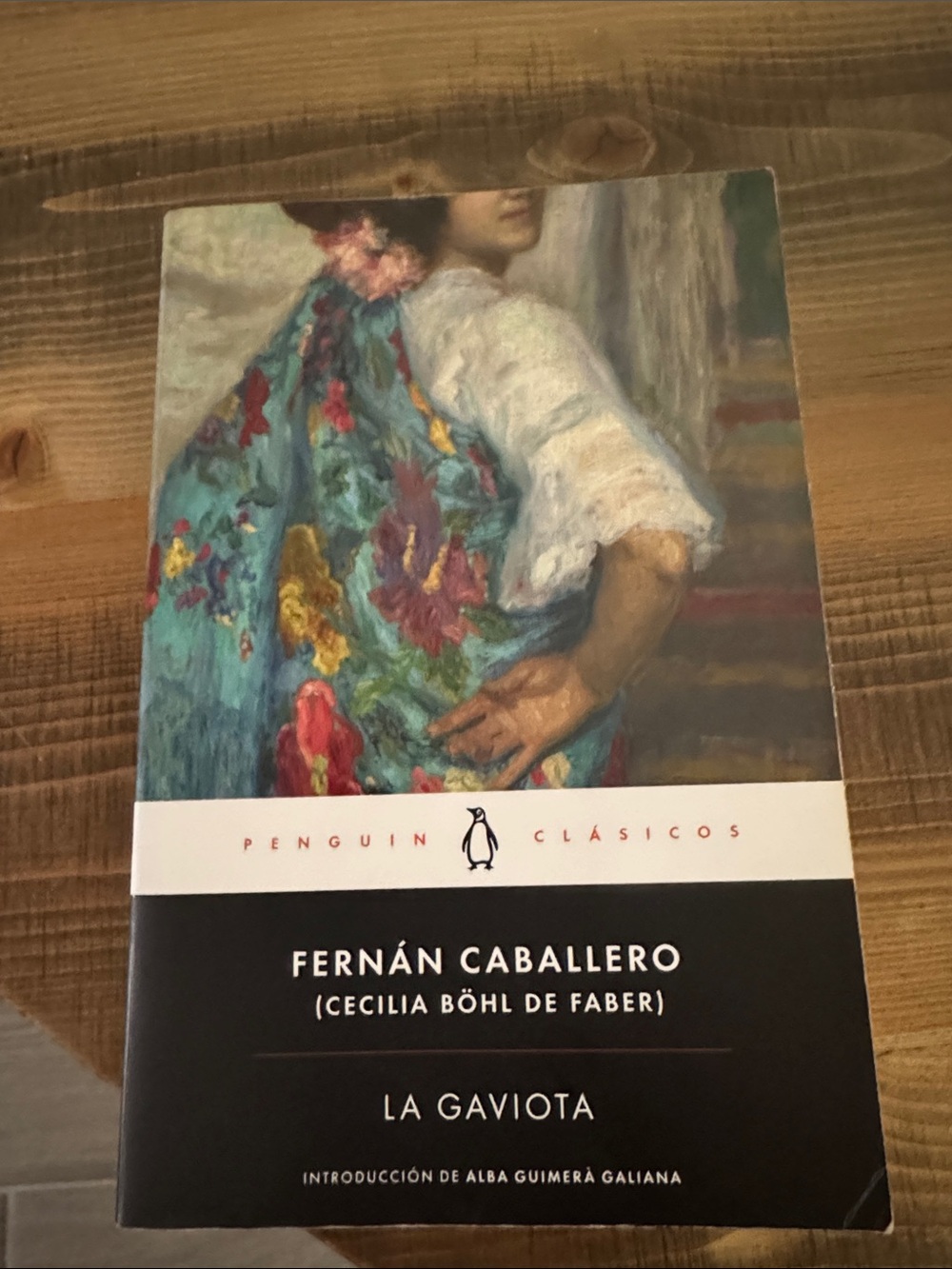 Penguin Clásicos "La Gaviota" by Fernán Caballero - Teal & Floral Cover